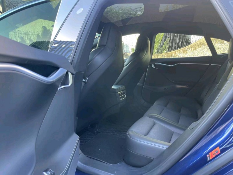 广州18年特斯拉MODEL S7