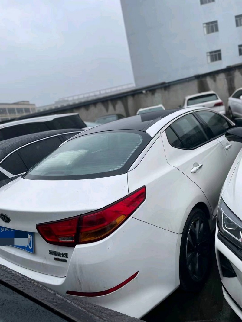 嘉兴14年起亚K56