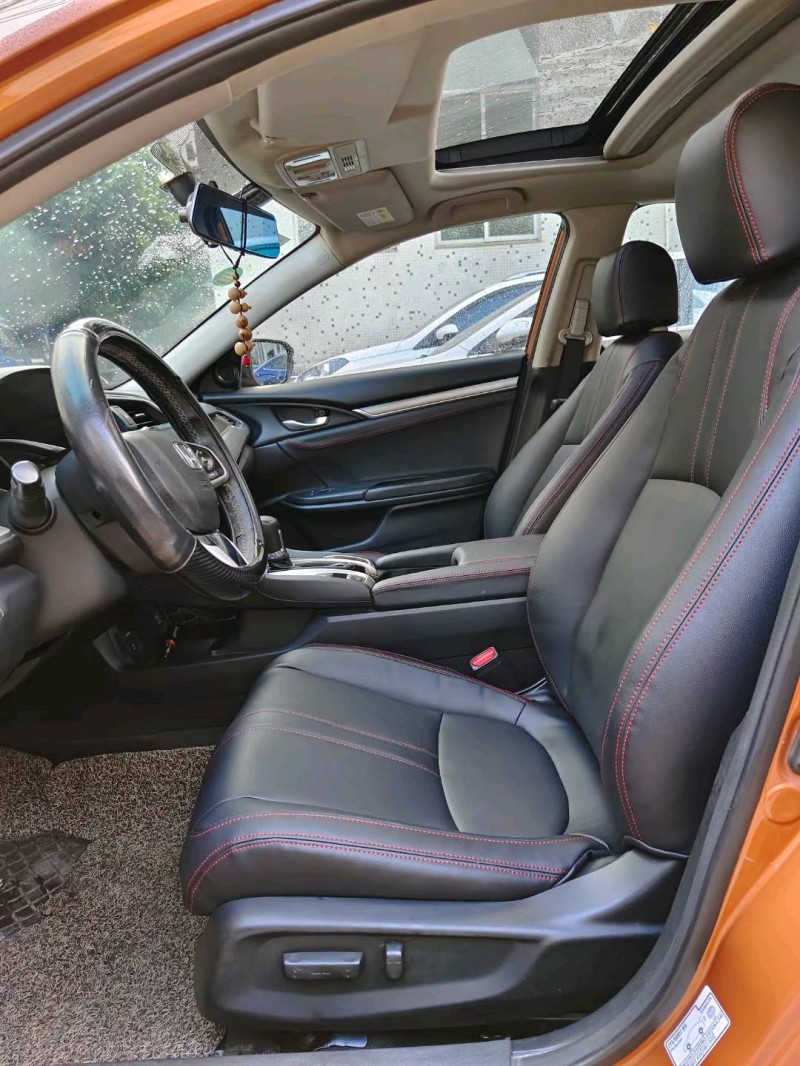 广州17年本田思域4