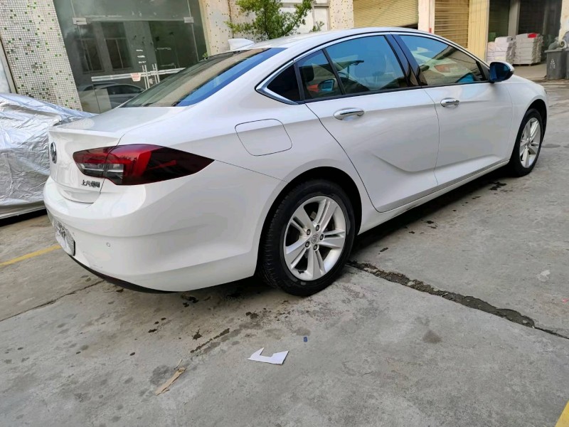 广州19年别克君威7