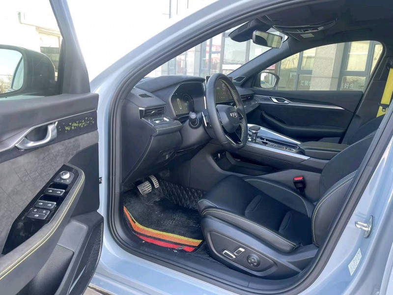 邯郸21年吉利星越8