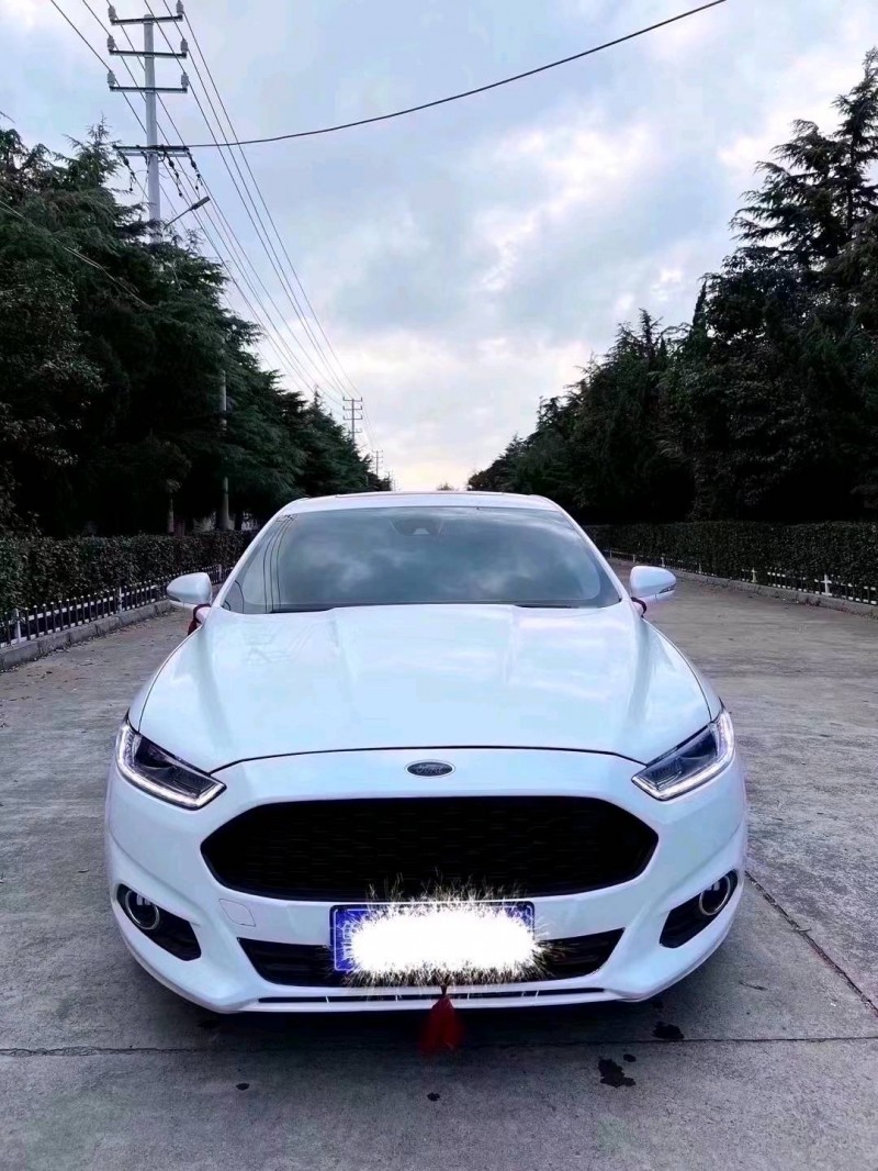 东营15年福特蒙迪欧9