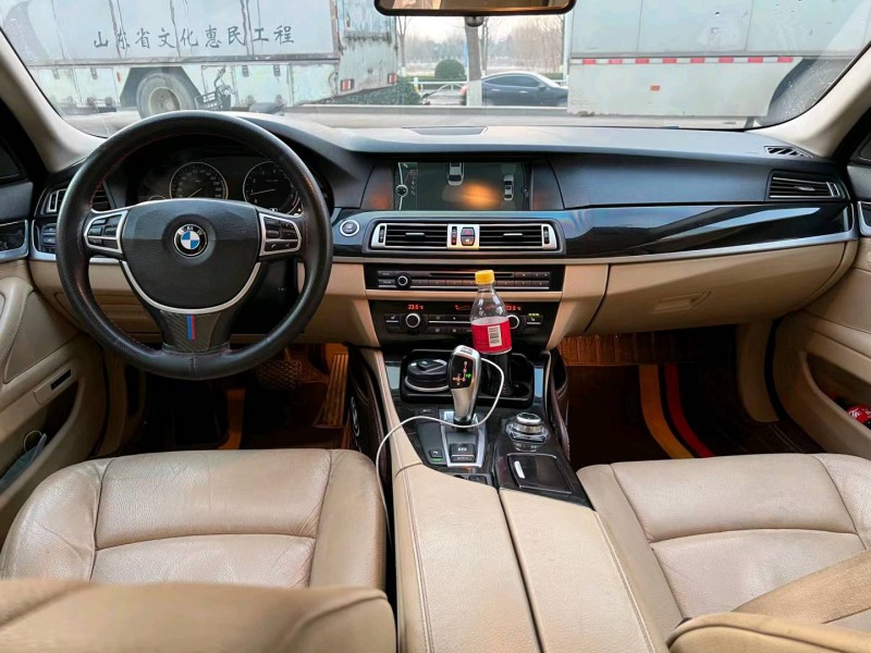 北京12年宝马5系9