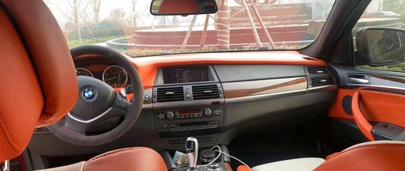 北京11年宝马X65