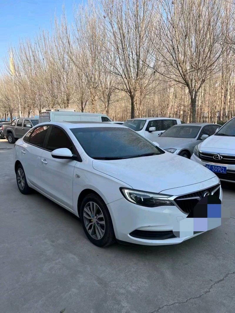 北京18年别克英朗3