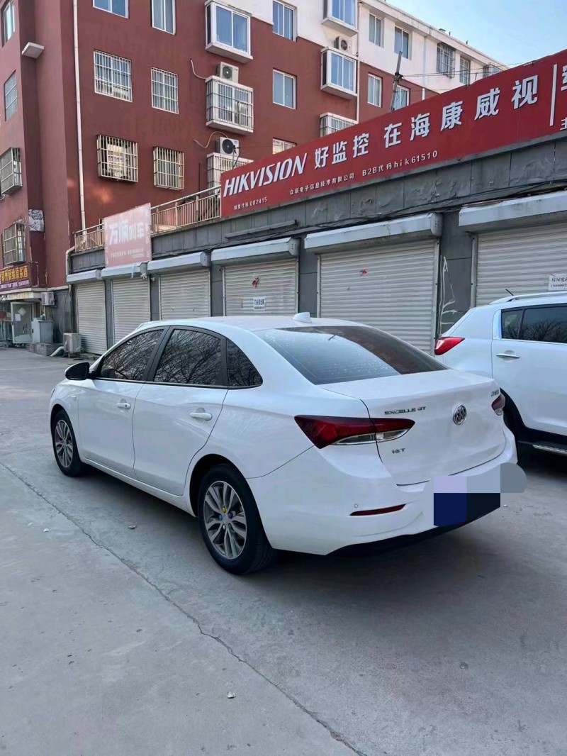 北京18年别克英朗4