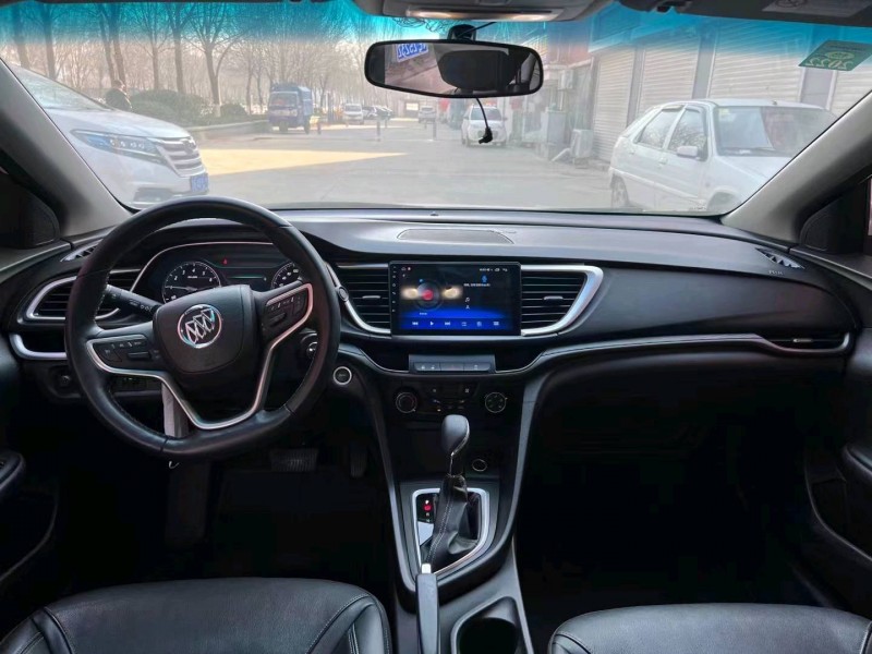 北京18年别克英朗9