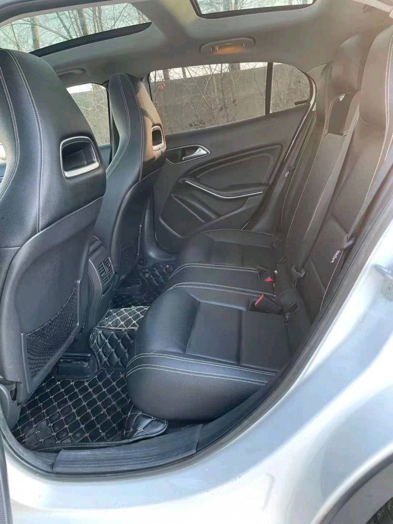 北京16年奔驰GLA5