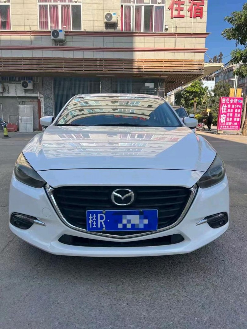 桂林17年馬自達昂克賽拉1