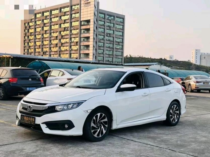 东莞17年本田思域3