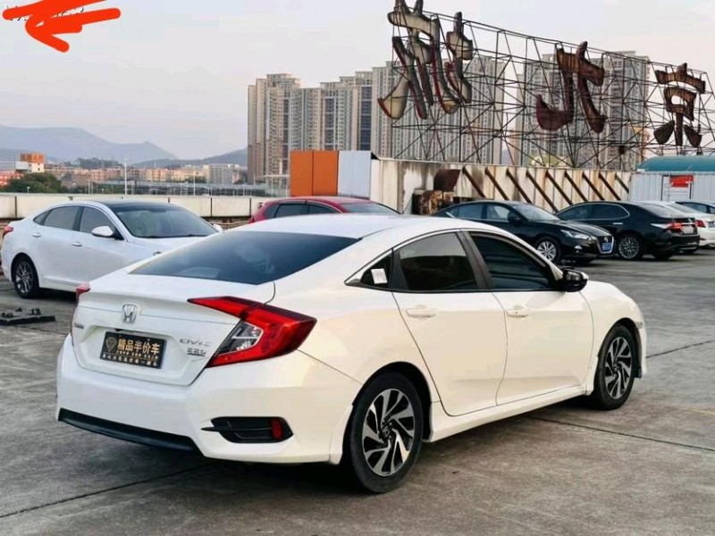 东莞17年本田思域8