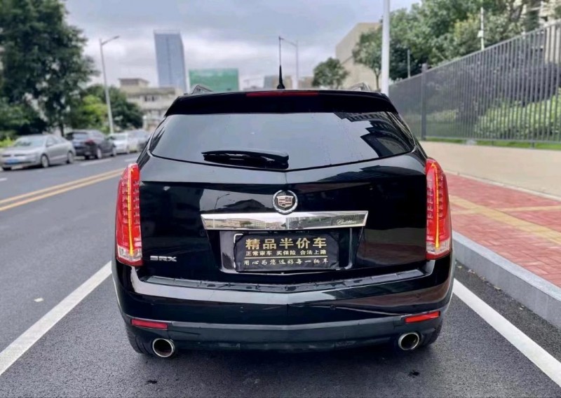 东莞13年凯迪拉克SRX1