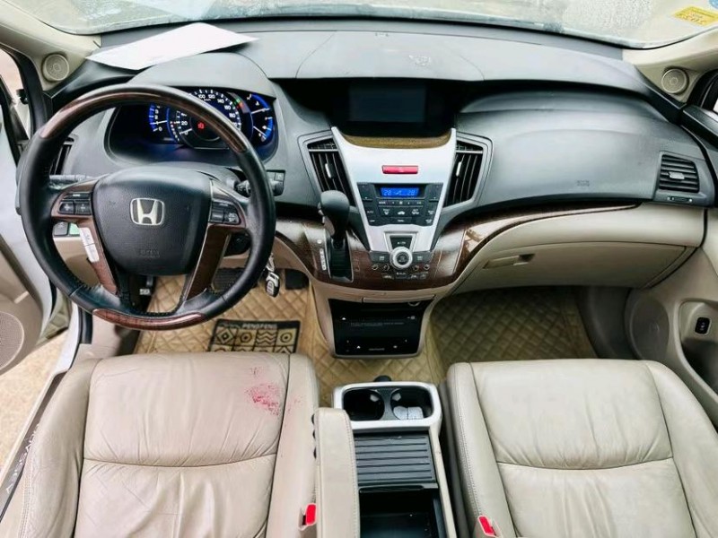 东莞13年本田奥德赛5