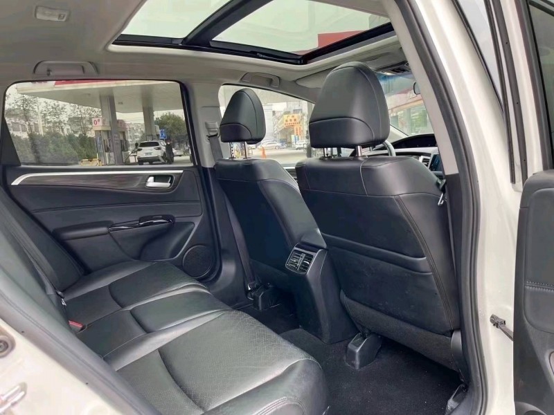 广州17年本田杰德4