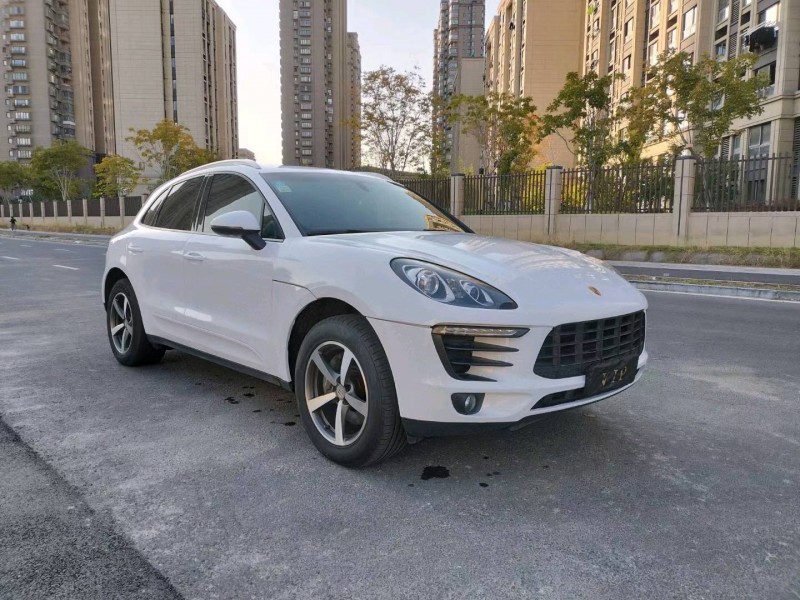 苏州15年保时捷Macan2