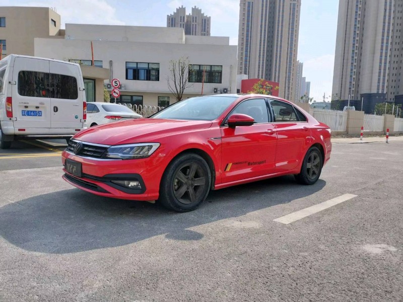 苏州20年大众凌渡3