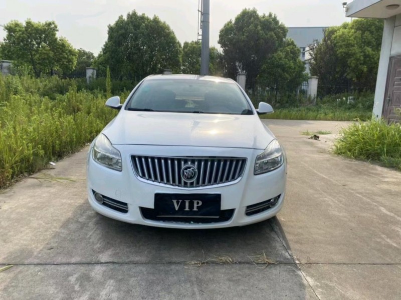 苏州13年别克君威1