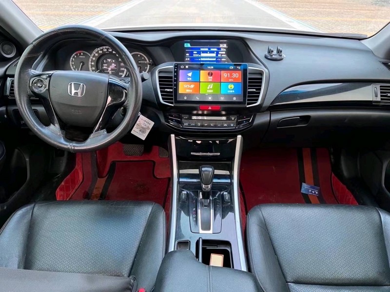 东营16年本田雅阁8