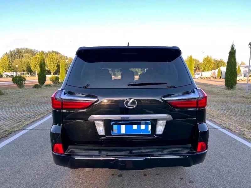 东营16年雷克萨斯LX9