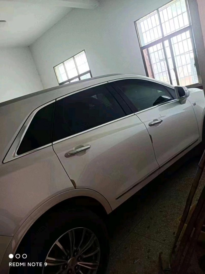 武汉16年凯迪拉克XT52