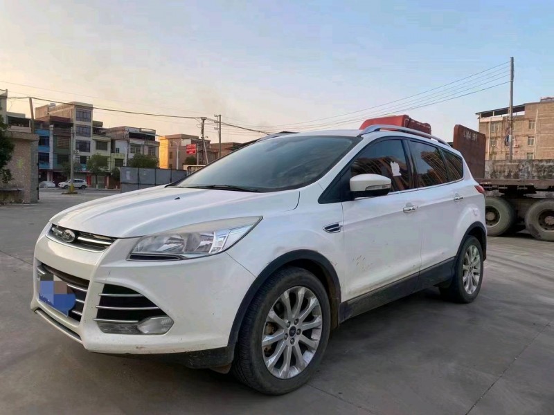 珠海15年福特翼虎7