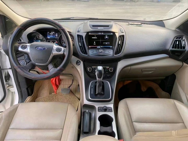 珠海15年福特翼虎8