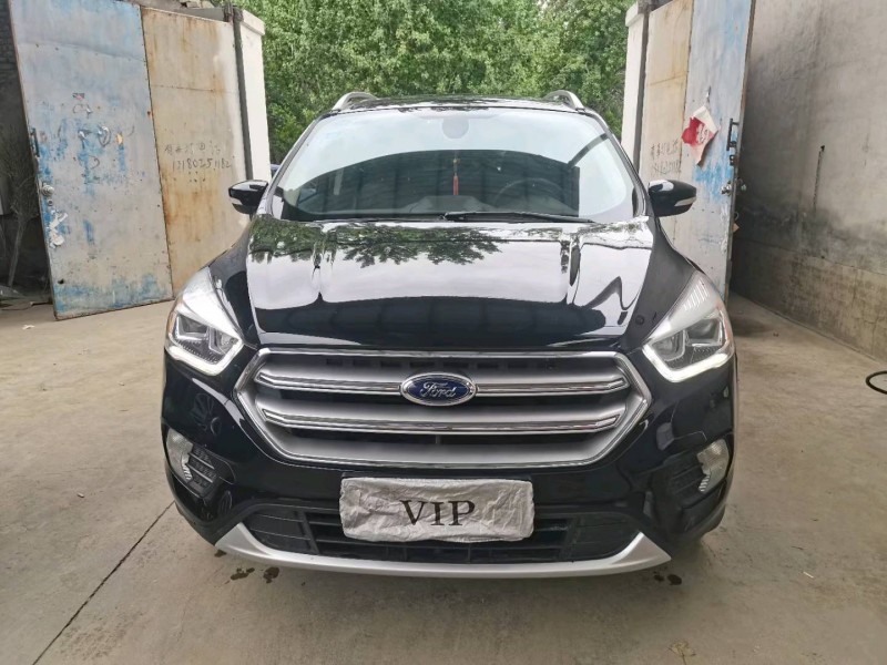 保定17年福特翼虎1