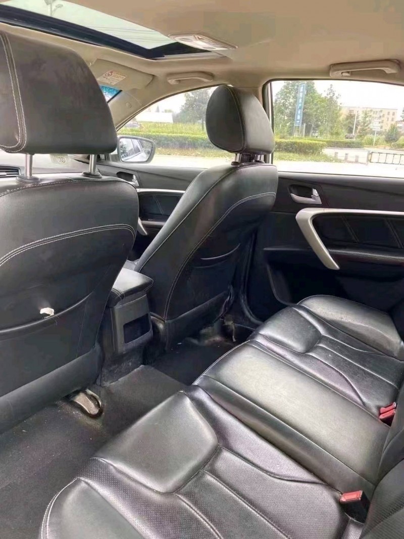 宜昌17年吉利远景4