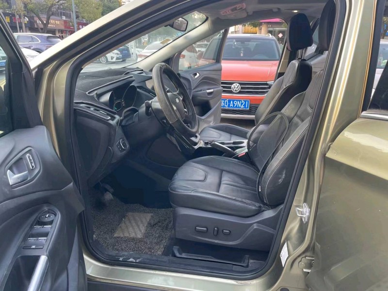 常州14年福特翼虎5