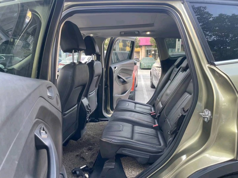 常州14年福特翼虎8