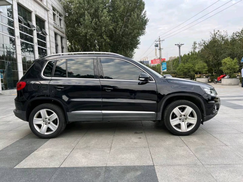 北京12年大众途威6