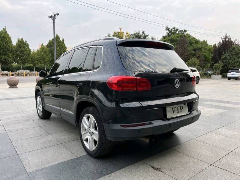 北京12年大众途威7