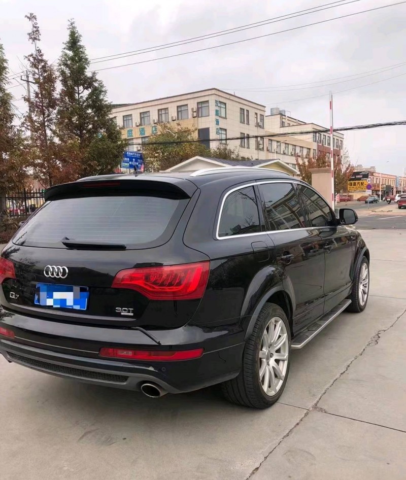 东营13年奥迪Q74