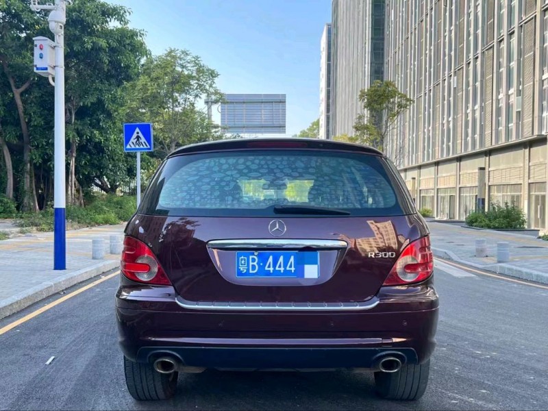 广州10年奔驰R9