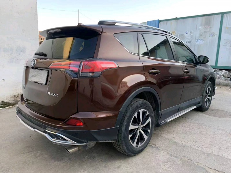 广州17年丰田RAV4荣放6