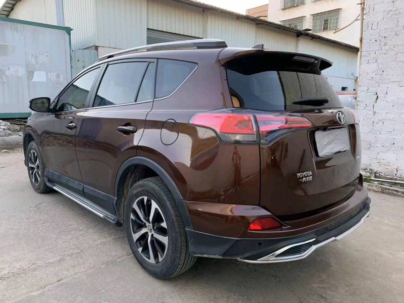 广州17年丰田RAV4荣放7