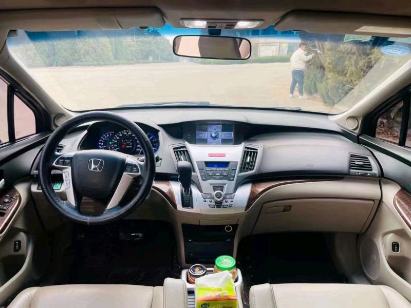 东营13年本田奥德赛3