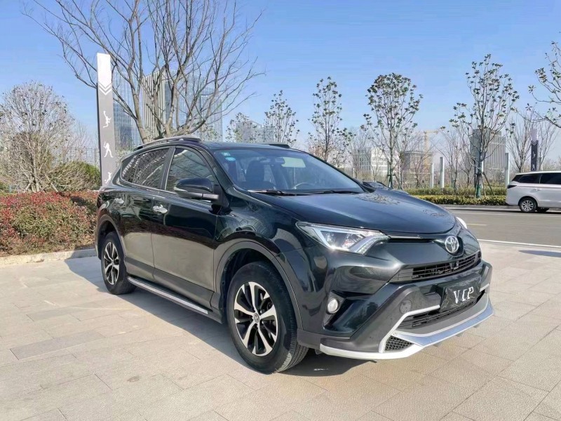 常州19年丰田RAV4荣放4