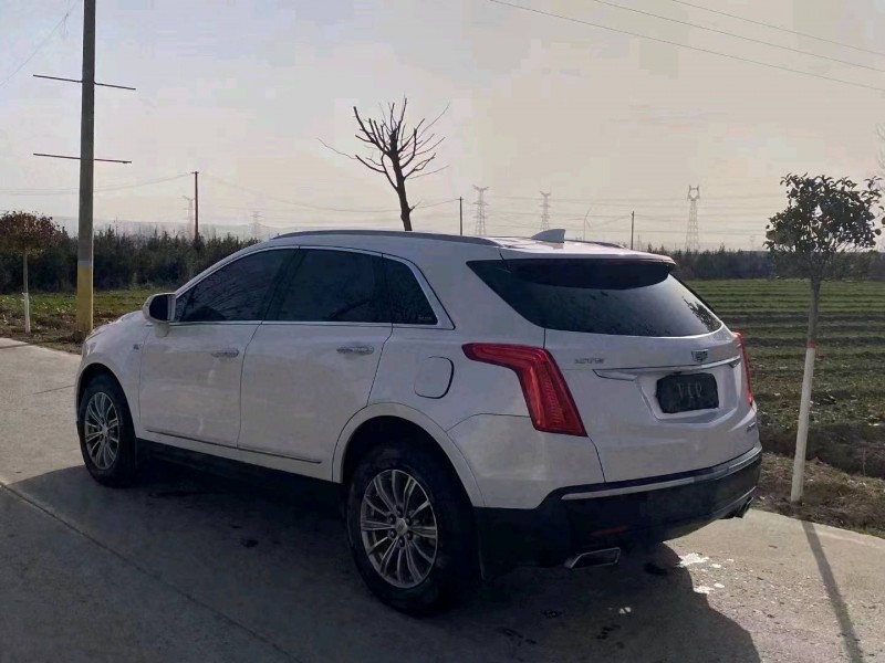 邯郸16年凯迪拉克XT53