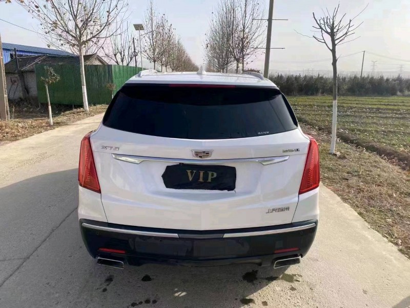 邯郸16年凯迪拉克XT56