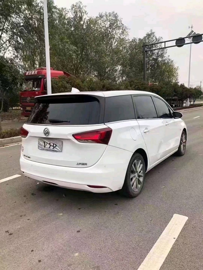 东营19年别克GL66