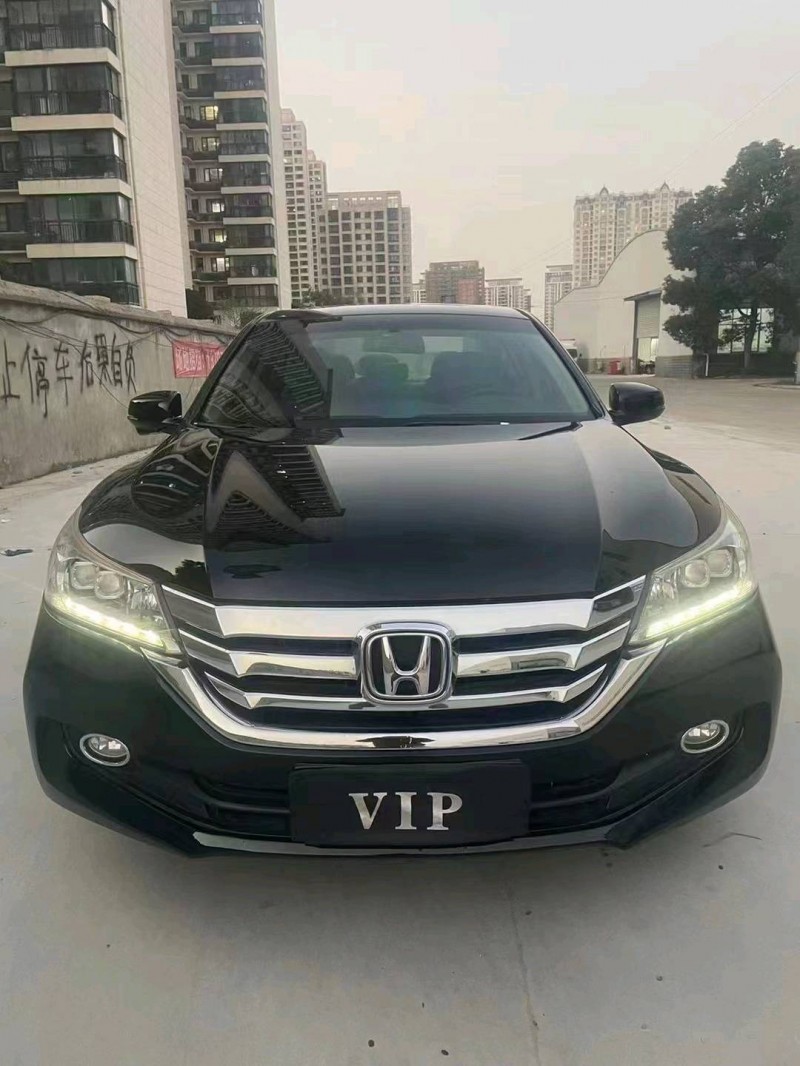 宜昌15年本田雅阁1