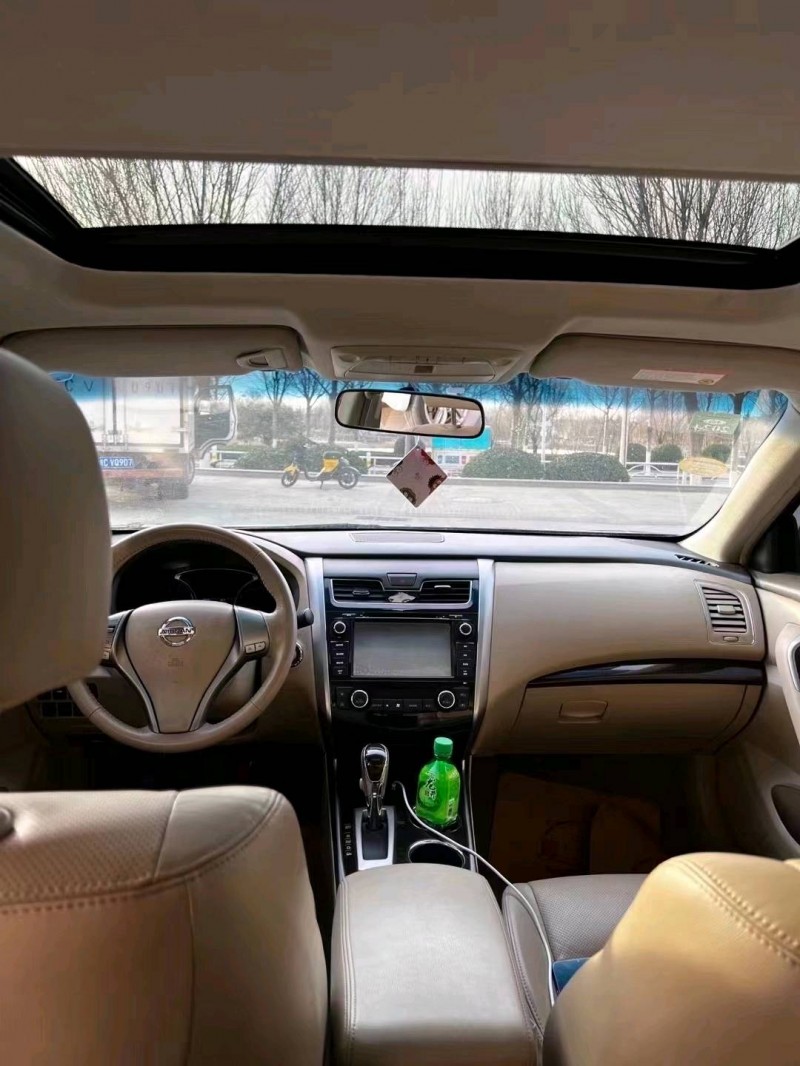 北京16年日产天籁9