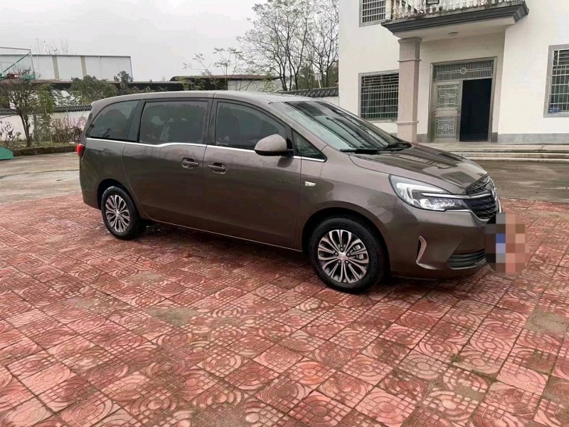 宜春21年别克GL84