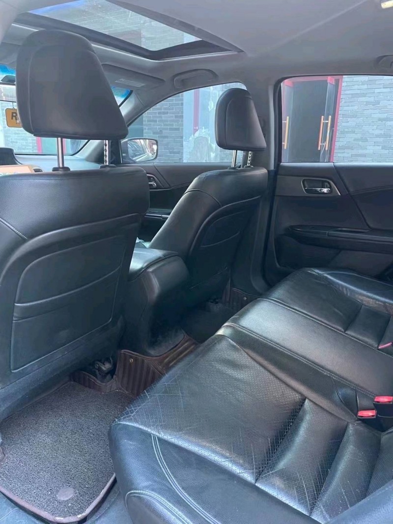 邯郸14年本田雅阁6