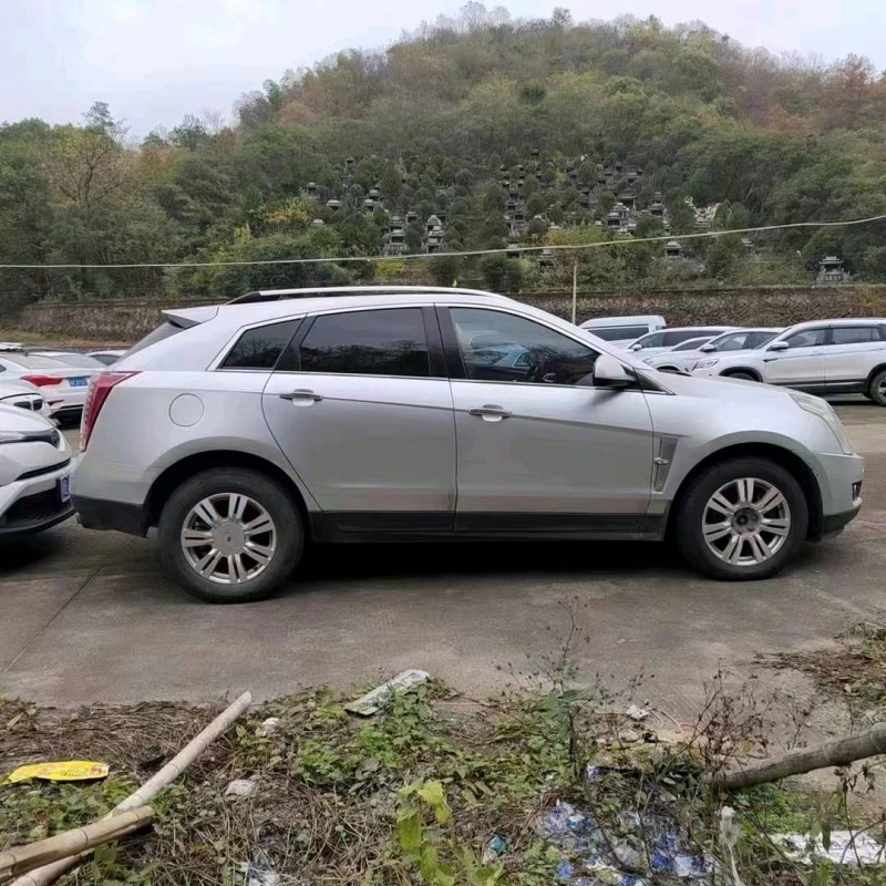 嘉兴11年凯迪拉克SRX4