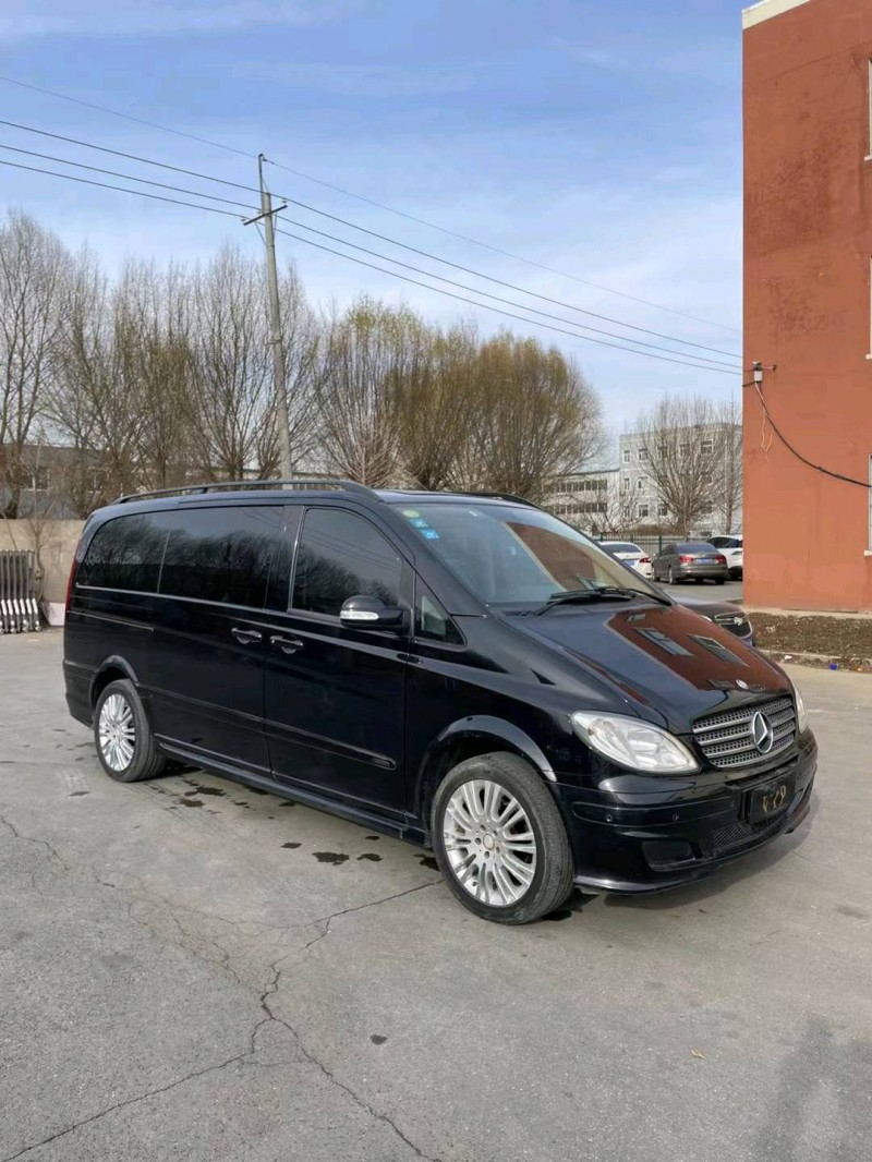 沈阳11年奔驰唯雅诺7