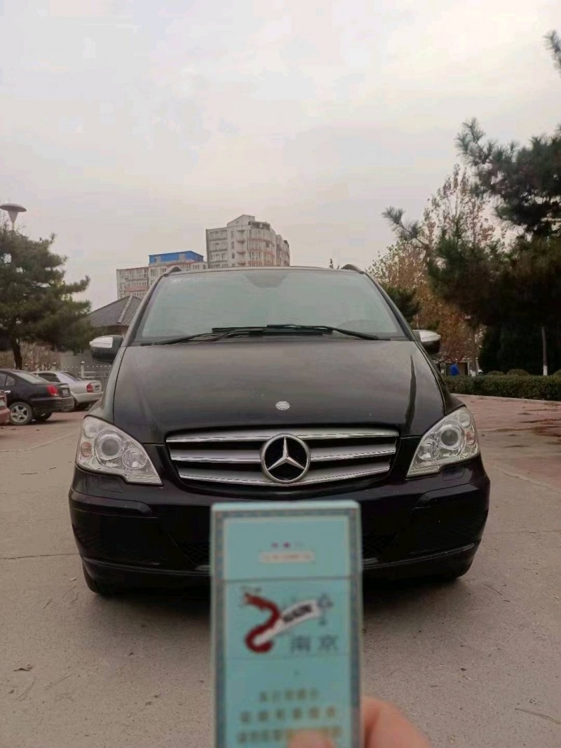 保定14年奔驰唯雅诺1