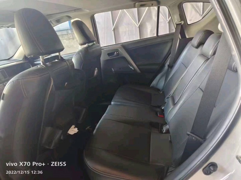 邯郸19年丰田RAV4荣放3