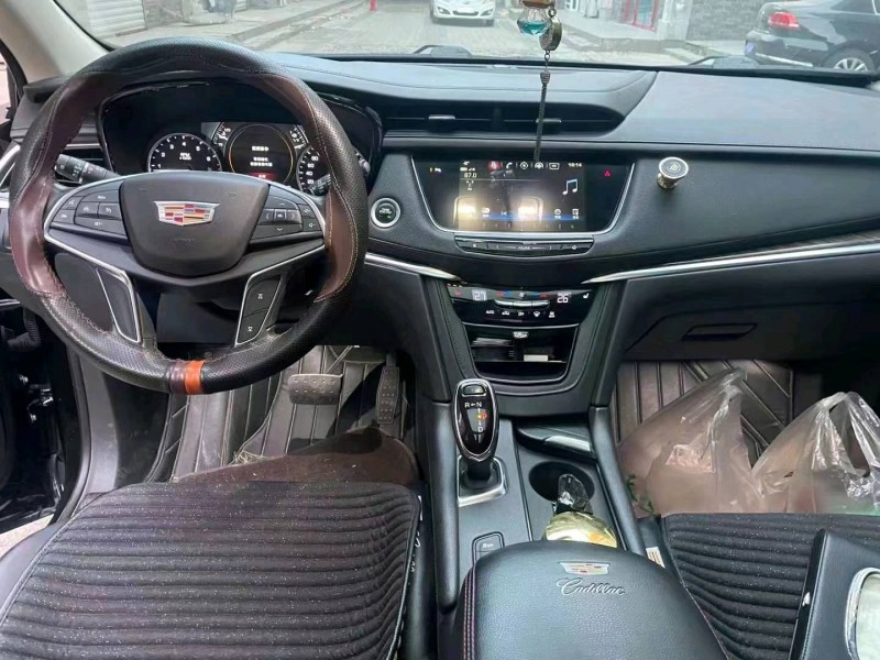 邯郸18年凯迪拉克XT53